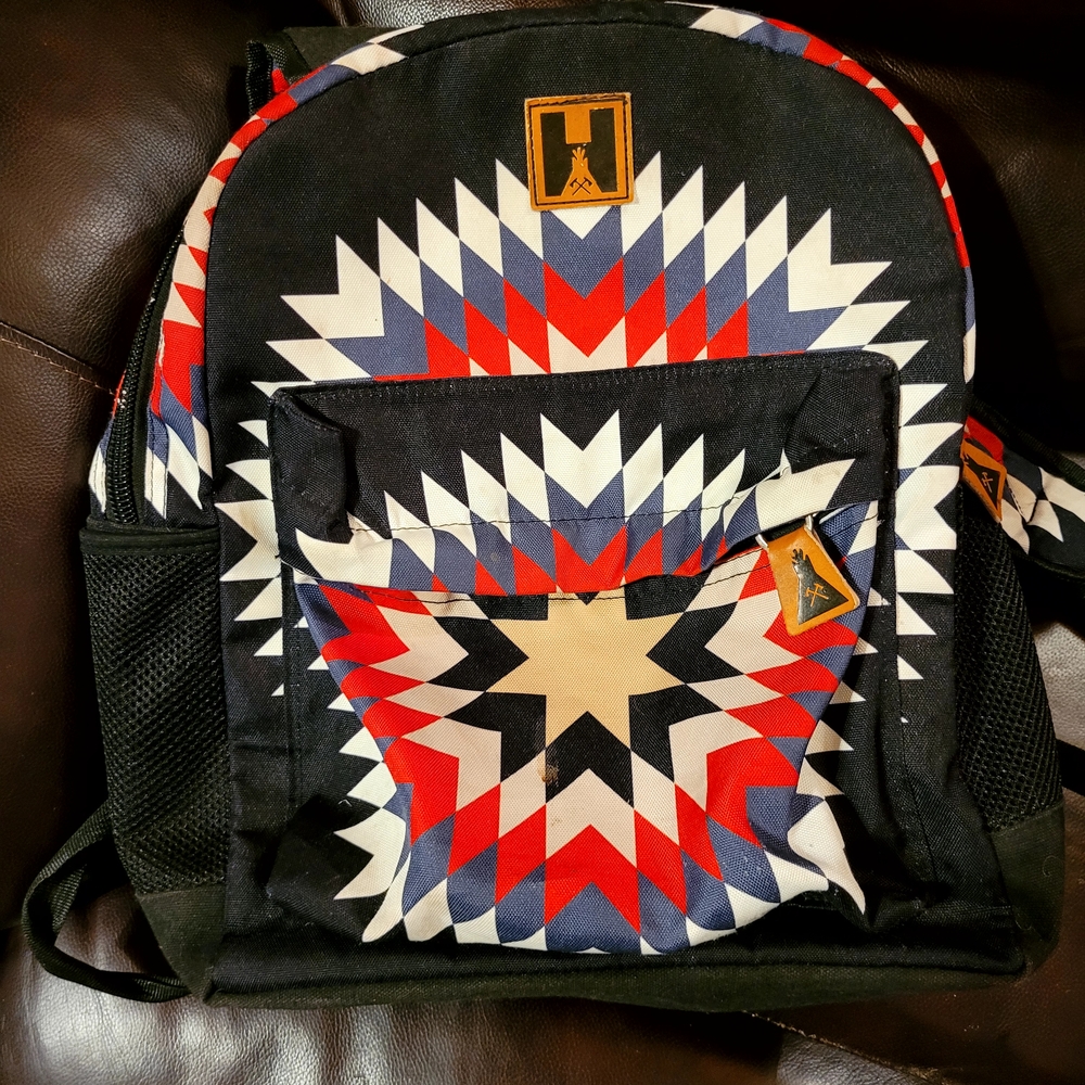 Hustle Star-Quilt Patterned Backpack - Black, Red… - image 1